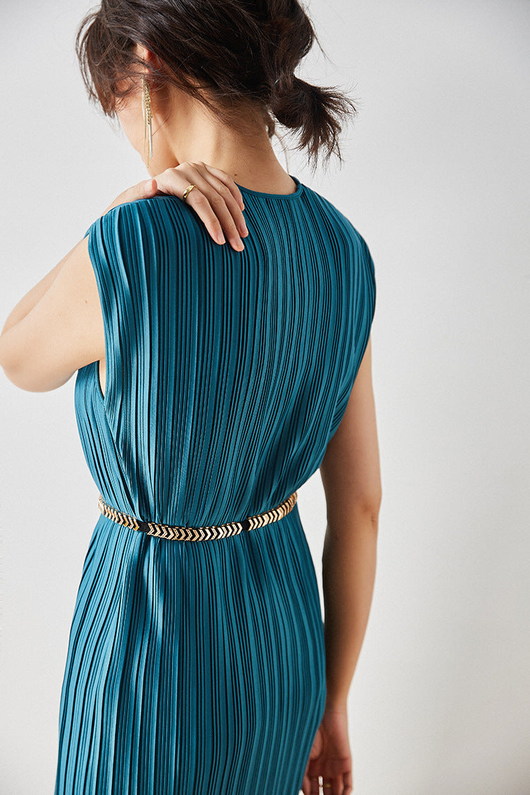 Vintage Inspired Pleated Midi Dress