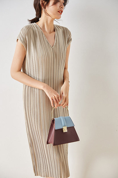 Vintage Inspired Pleated Midi Dress
